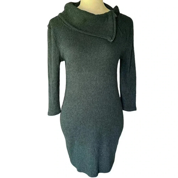 No Boundaries Women Ribbed Sweater Dress‎ in Forrest Green Color - Picture 1 of 3